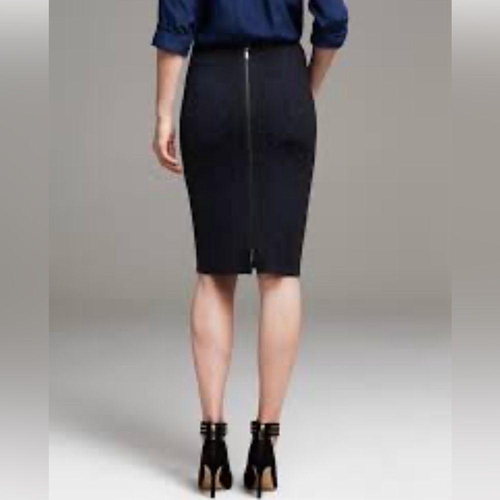 🌻 2/$10 Banana Republic dark floral sweater pencil skirt blue black small petite